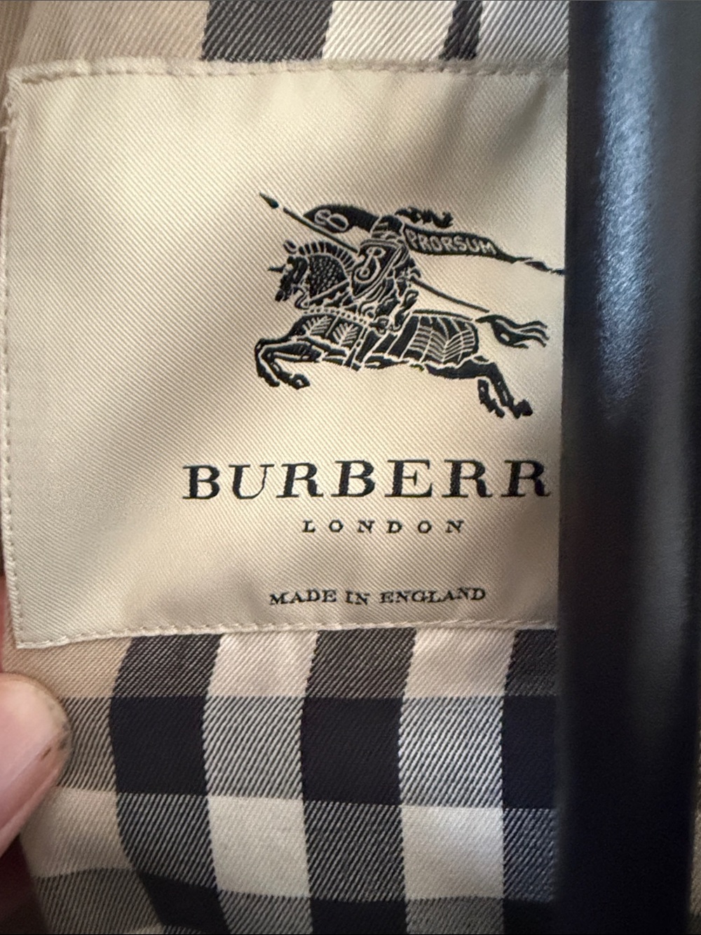 Burberry Men’s Black Double-Breasted Mid-length Kensington Trench Coat - Picture 2 of 10